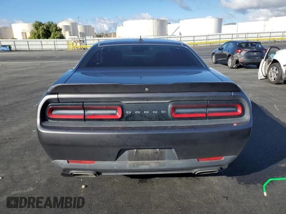 ✅ 2018 Dodge Challenger SXT Plus • VIN: 2C3CDZAG6JH155462 • Lot: 82759305. Listed on Copart with 117,427 mi. Free auction sales archive from the USA and detailed vehicle history report at DreamBid. Image 6.