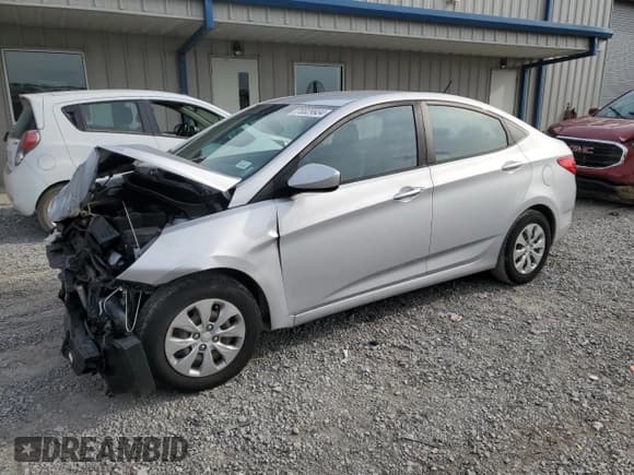 ✅ 2017 Hyundai Accent SE • VIN: KMHCT4AE9HU315739 • Лот: 70029934. Опубликован ранее на Copart с пробегом 97 872 миль. Бесплатный доступ к архиву аукционных продаж из США и подробный отчёт об истории автомобиля на DreamBid. Изображение 1.