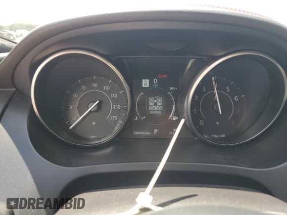 ✅ 2018 Jaguar E-Pace First Edition • VIN: SADFL2FX0J1Z01385 • Lot: 65936545. Listed on Copart with 130,945 mi. Free auction sales archive from the USA and detailed vehicle history report at DreamBid. Image 9.