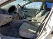 ✅ 2007 Toyota Camry LE • VIN: 4T1BE46K97U693868 • Лот: 93770965. Опубликован ранее на Copart с пробегом 128 264 миль. Бесплатный доступ к архиву аукционных продаж из США и подробный отчёт об истории автомобиля на DreamBid. Изображение 7.