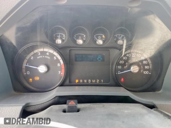 ✅ 2011 Ford F-250 XL • VIN: 1FT7X2A60BEA38231 • Lot: 55747325. Listed on Copart with 253,377 mi. Free auction sales archive from the USA and detailed vehicle history report at DreamBid. Image 9.