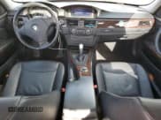 ✅ 2011 BMW 3 Series 328i xDrive • VIN: WBAPK7G53BNN78468 • Лот: 92660965. Опубликован ранее на Copart с пробегом 115 918 миль. Бесплатный доступ к архиву аукционных продаж из США и подробный отчёт об истории автомобиля на DreamBid. Изображение 8.