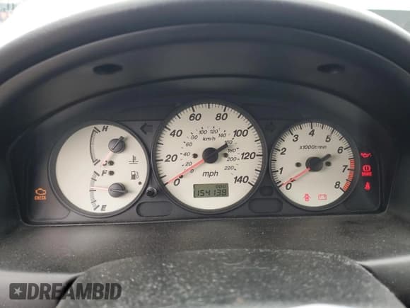 ✅ 2001 Mazda Protege LX • VIN: JM1BJ226510402231 • Lot: 46717595. Wystawiony na Copart z przebiegiem 154 138 mil. Bezpłatny archiwum sprzedaży aukcyjnych z USA i szczegółowy raport historii pojazdu na DreamBid. Zdjęcie 9.