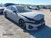 ✅ 2022 Kia K5 GT-Line • VIN: 5XXG64J27NG106925 • Lot: 43501043. Wystawiony na IAAI z przebiegiem 34 192 mil. Bezpłatny archiwum sprzedaży aukcyjnych z USA i szczegółowy raport historii pojazdu na DreamBid. Zdjęcie 1.