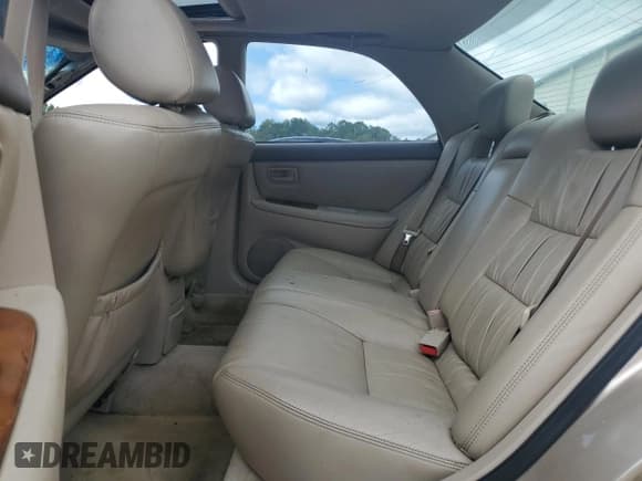 ✅ 2000 Lexus ES 300 • VIN: JT8BF28G3Y0250444 • Lot: 86487625. Listed on Copart with 176,051 mi. Free auction sales archive from the USA and detailed vehicle history report at DreamBid. Image 10.