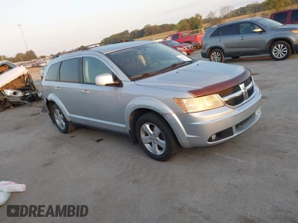 ✅ 2010 Dodge Journey SXT • VIN: 3D4PG5FV3AT138116 • Лот: 43317373. Опубликован ранее на IAAI с пробегом 183 493 миль. Бесплатный доступ к архиву аукционных продаж из США и подробный отчёт об истории автомобиля на DreamBid. Изображение 1.