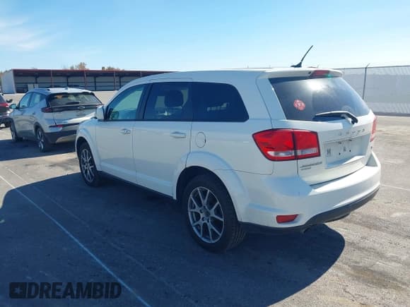 ✅ 2015 Dodge Journey R/T • VIN: 3C4PDDEG9FT611964 • Lot: 43521659. Wystawiony na IAAI z przebiegiem 176 098 mil. Bezpłatny archiwum sprzedaży aukcyjnych z USA i szczegółowy raport historii pojazdu na DreamBid. Zdjęcie 3.