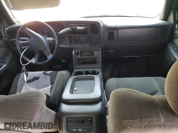 ✅ 2003 Chevrolet Silverado 2500HD LS • VIN: 1GCHK23153F183488 • Lot: 58000955. Listed on Copart with 337,101 mi. Free auction sales archive from the USA and detailed vehicle history report at DreamBid. Image 8.
