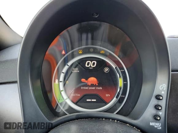 ✅ 2015 FIAT 500e • VIN: 3C3CFFGE1FT689658 • Lot: 60122204. Wystawiony na Copart z przebiegiem 83 370 mil. Bezpłatny archiwum sprzedaży aukcyjnych z USA i szczegółowy raport historii pojazdu na DreamBid. Zdjęcie 9.