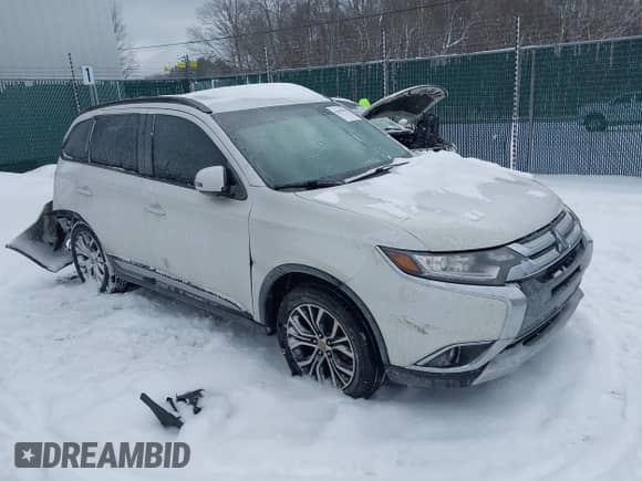 2016 Mitsubishi Outlander SE с VIN JA4AZ3A33GZ002152, выставлен на аукционе IAAI как лот 41602038 с пробегом 103 461 миль миль и . История ставок и продаж доступна на DreamBid. Изображение 1.
