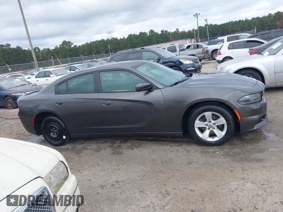 ✅ 2015 Dodge Charger SXT • VIN: 2C3CDXHG5FH852204 • Lot: 43640564. Listed on IAAI with 175,431 mi. Free auction sales archive from the USA and detailed vehicle history report at DreamBid. Image 13.