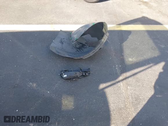 ✅ 2021 Volvo XC60 Momentum • VIN: YV4102RK7M1874993 • Lot: 43701481. Wystawiony na IAAI z przebiegiem 55 621 mil. Bezpłatny archiwum sprzedaży aukcyjnych z USA i szczegółowy raport historii pojazdu na DreamBid. Zdjęcie 12.