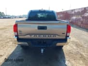 ✅ 2017 Toyota Tacoma SR5 • VIN: 5TFCZ5AN9HX116956 • Lot: 42893281. Listed on IAAI with 156,440 mi. Free auction sales archive from the USA and detailed vehicle history report at DreamBid. Image 17.