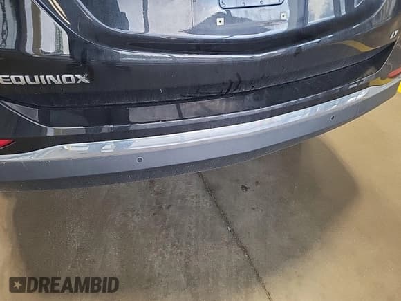 ✅ 2021 Chevrolet Equinox LT • VIN: 2GNAXJEV7M6103947 • Лот: 42418658. Опубликован ранее на IAAI с пробегом 112 603 миль. Бесплатный доступ к архиву аукционных продаж из США и подробный отчёт об истории автомобиля на DreamBid. Изображение 1.