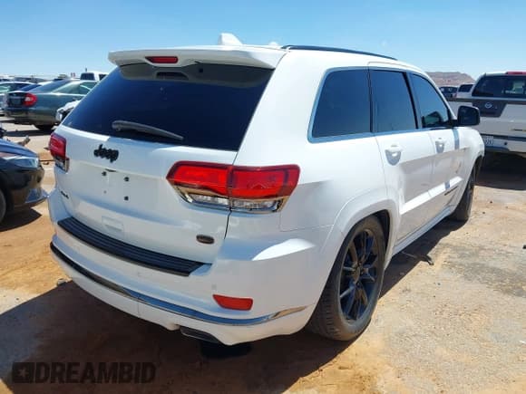 ✅ 2015 Jeep Grand Cherokee Overland • VIN: 1C4RJFCG3FC141958 • Лот: 42393806. Опубликован ранее на IAAI с пробегом 80 289 миль. Бесплатный доступ к архиву аукционных продаж из США и подробный отчёт об истории автомобиля на DreamBid. Изображение 4.