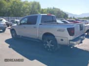 ✅ 2005 Nissan Titan LE • VIN: 1N6AA07B05N502426 • Lot: 42970990. Listed on IAAI with 193,882 mi. Free auction sales archive from the USA and detailed vehicle history report at DreamBid. Image 3.