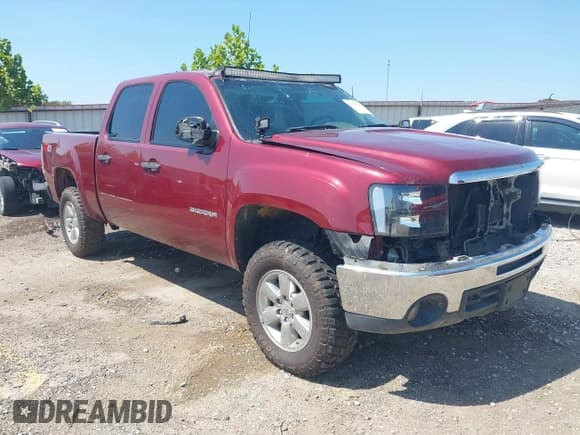 ✅ 2013 GMC Sierra 1500 SLE • VIN: 3GTP2VE73DG162248 • Лот: 43204797. Опубликован ранее на IAAI с пробегом 184 072 миль. Бесплатный доступ к архиву аукционных продаж из США и подробный отчёт об истории автомобиля на DreamBid. Изображение 1.