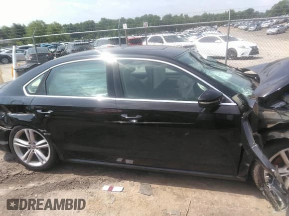 ✅ 2012 Volkswagen Passat SE • VIN: 1VWBN7A30CC073400 • Lot: 42284473. Listed on IAAI with 144,782 mi. Free auction sales archive from the USA and detailed vehicle history report at DreamBid. Image 13.