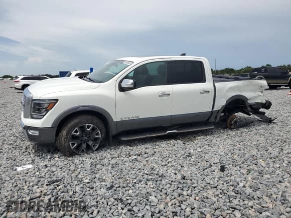 ✅ 2023 Nissan Titan SV • VIN: 1N6AA1ED9PN112390 • Lot: 63326345. Wystawiony na Copart z przebiegiem 39 782 mil. Bezpłatny archiwum sprzedaży aukcyjnych z USA i szczegółowy raport historii pojazdu na DreamBid. Zdjęcie 1.