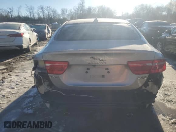 ✅ 2017 Jaguar XE 35t R-Sport • VIN: SAJAL4BV4HA962238 • Lot: 41507825. Listed on Copart with 51,576 mi. Free auction sales archive from the USA and detailed vehicle history report at DreamBid. Image 6.