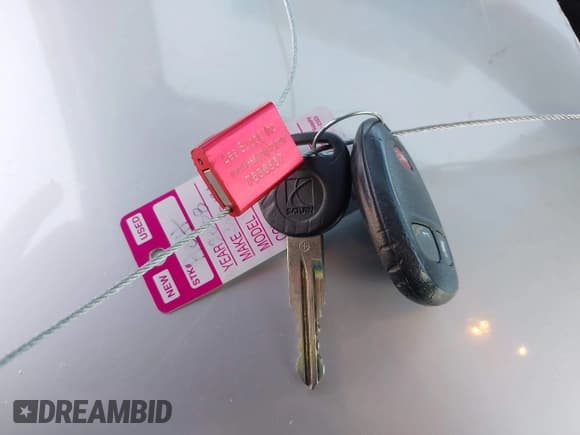 ✅ 2008 Saturn VUE XE • VIN: 3GSDL43N08S706885 • Lot: 43515427. Listed on IAAI with 191,654 mi. Free auction sales archive from the USA and detailed vehicle history report at DreamBid. Image 11.