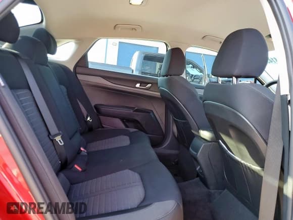 ✅ 2025 Kia K5 LXS • VIN: KNAG24J76S5340896 • Lot: 84054145. Listed on Copart with 4,129 mi. Free auction sales archive from the USA and detailed vehicle history report at DreamBid. Image 10.