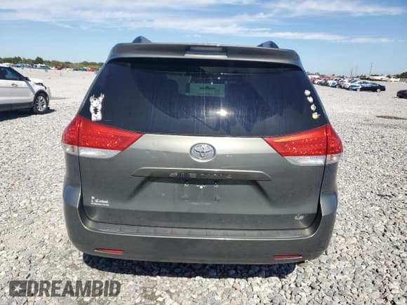 ✅ 2014 Toyota Sienna LE AAS • VIN: 5TDKK3DC9ES476955 • Lot: 89883015. Listed on Copart with 224,997 mi. Free auction sales archive from the USA and detailed vehicle history report at DreamBid. Image 6.