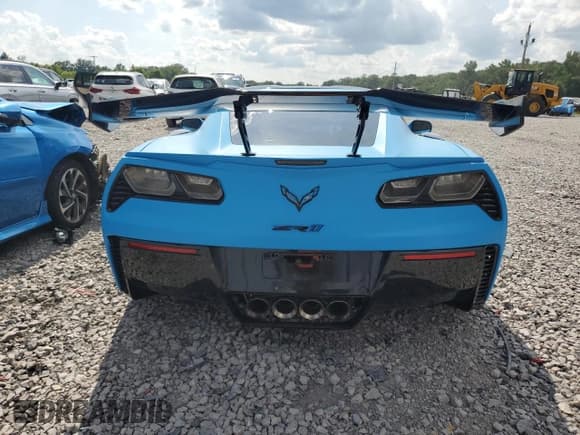 ✅ 2018 Chevrolet Camaro ZL1 • VIN: 1G1FK1R62J0153622 • Лот: 65205934. Опубликован ранее на Copart с пробегом 27 928 миль. Бесплатный доступ к архиву аукционных продаж из США и подробный отчёт об истории автомобиля на DreamBid. Изображение 6.