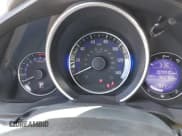 ✅ 2020 Honda Fit LX • VIN: 3HGGK5H49LM720929 • Lot: 42520900. Wystawiony na IAAI z przebiegiem 9 940 mil. Bezpłatny archiwum sprzedaży aukcyjnych z USA i szczegółowy raport historii pojazdu na DreamBid. Zdjęcie 7.