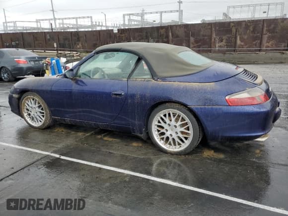 ✅ 2003 Porsche 911 • VIN: WP0CA29933S652417 • Lot: 44735885. Wystawiony na Copart z przebiegiem Nie podano. Bezpłatny archiwum sprzedaży aukcyjnych z USA i szczegółowy raport historii pojazdu na DreamBid. Zdjęcie 2.