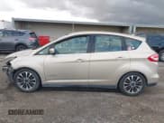 ✅ 2017 Ford C-Max Titanium • VIN: 1FADP5DU8HL103478 • Lot: 43726730. Wystawiony na IAAI z przebiegiem 87 735 mil. Bezpłatny archiwum sprzedaży aukcyjnych z USA i szczegółowy raport historii pojazdu na DreamBid. Zdjęcie 15.