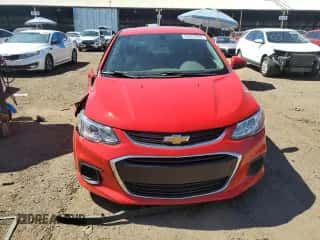 ✅ 2018 Chevrolet Sonic LS • VIN: 1G1JB5SH8J4111557 • Лот: 69454953. Размещён на Copart с пробегом 95 459 миль миль. Получите бесплатный доступ к архиву аукционных продаж из США и посмотрите подробный отчёт об истории автомобиля на DreamBid. Изображение 5.