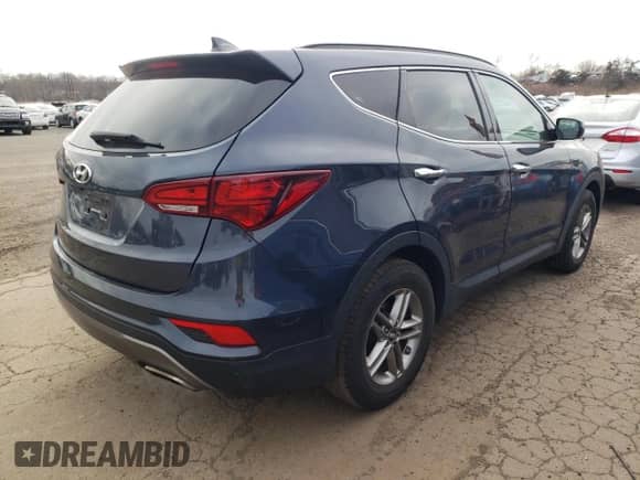 ✅ 2017 Hyundai Santa Fe 2.4L • VIN: 5NMZUDLB1HH033309 • Lot: 43258543. Wystawiony na Copart z przebiegiem 81 009 mil mil. Skorzystaj z bezpłatnego archiwum sprzedaży aukcyjnych z USA i zobacz szczegółowy raport historii pojazdu na DreamBid. Zdjęcie 3.