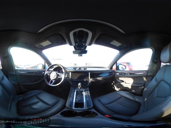 ✅ 2021 Porsche Macan • VIN: WP1AA2A56MLB13767 • Lot: 42691523. Wystawiony na IAAI z przebiegiem 54 658 mil. Bezpłatny archiwum sprzedaży aukcyjnych z USA i szczegółowy raport historii pojazdu na DreamBid. Zdjęcie 18.