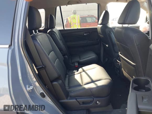 ✅ 2022 Honda Pilot Touring 7-Passenger • VIN: 5FNYF6H69NB054032 • Лот: 42959367. Опубликован ранее на IAAI с пробегом 12 013 миль. Бесплатный доступ к архиву аукционных продаж из США и подробный отчёт об истории автомобиля на DreamBid. Изображение 8.