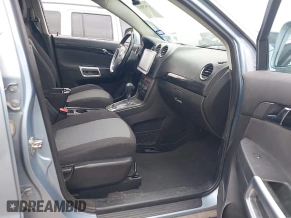 ✅ 2014 Chevrolet Captiva Sport LS • VIN: 3GNAL2EK2ES518300 • Lot: 41929052. Wystawiony na IAAI z przebiegiem 110 680 mil. Bezpłatny archiwum sprzedaży aukcyjnych z USA i szczegółowy raport historii pojazdu na DreamBid. Zdjęcie 5.