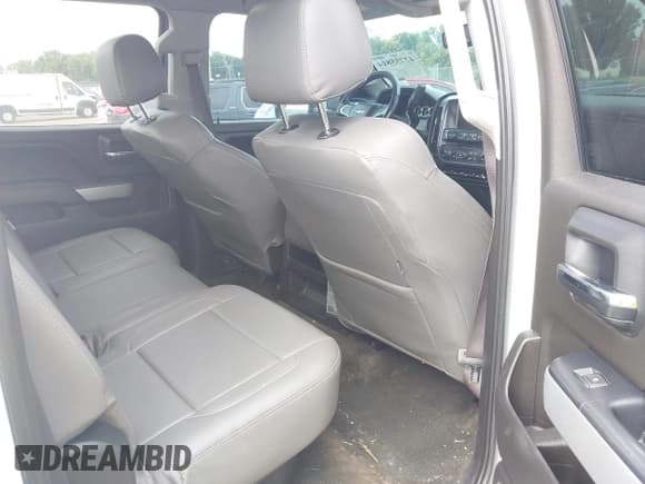 ✅ 2015 Chevrolet Silverado 2500HD LT • VIN: 1GC1KVE85FF611982 • Lot: 42755814. Listed on IAAI with 130,712 mi. Free auction sales archive from the USA and detailed vehicle history report at DreamBid. Image 8.