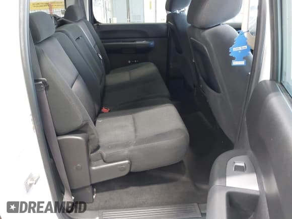 ✅ 2011 Chevrolet Silverado 2500HD LT • VIN: 1GC1KXCG9BF258713 • Лот: 42401869. Опубликован ранее на IAAI с пробегом 288 527 миль. Бесплатный доступ к архиву аукционных продаж из США и подробный отчёт об истории автомобиля на DreamBid. Изображение 8.