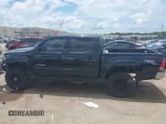 ✅ 2010 Toyota Tacoma PreRunner • VIN: 3TMJU4GN9AM098977 • Lot: 42642799. Listed on IAAI with 206,056 mi. Free auction sales archive from the USA and detailed vehicle history report at DreamBid. Image 14.