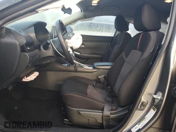 ✅ 2020 Nissan Sentra SR • VIN: 3N1AB8DV4LY222847 • Lot: 85570485. Listed on Copart with 73,062 mi. Free auction sales archive from the USA and detailed vehicle history report at DreamBid. Image 7.