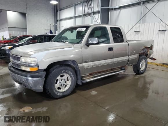 ✅ 2000 Chevrolet Silverado 1500 LT • VIN: 2GCEK19T1Y1380811 • Lot: 70869454. Listed on Copart with 185,213 mi. Free auction sales archive from the USA and detailed vehicle history report at DreamBid. Image 1.
