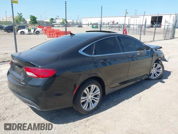 ✅ 2016 Chrysler 200 Limited • VIN: 1C3CCCAG6GN179504 • Лот: 42537280. Опубликован ранее на IAAI с пробегом 161 145 миль. Бесплатный доступ к архиву аукционных продаж из США и подробный отчёт об истории автомобиля на DreamBid. Изображение 4.
