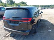 ✅ 2023 Chrysler Pacifica Hybrid Touring L • VIN: 2C4RC1L76PR543270 • Lot: 42858584. Wystawiony na IAAI z przebiegiem 10 263 mil. Bezpłatny archiwum sprzedaży aukcyjnych z USA i szczegółowy raport historii pojazdu na DreamBid. Zdjęcie 4.