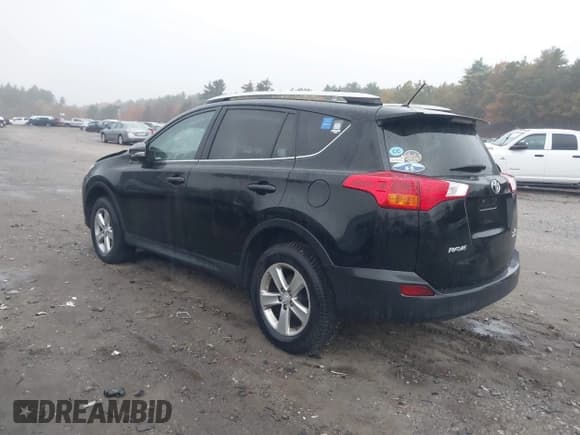 ✅ 2013 Toyota RAV4 XLE • VIN: 2T3RFREV5DW101549 • Lot: 43463811. Listed on IAAI with 86,942 mi. Free auction sales archive from the USA and detailed vehicle history report at DreamBid. Image 3.