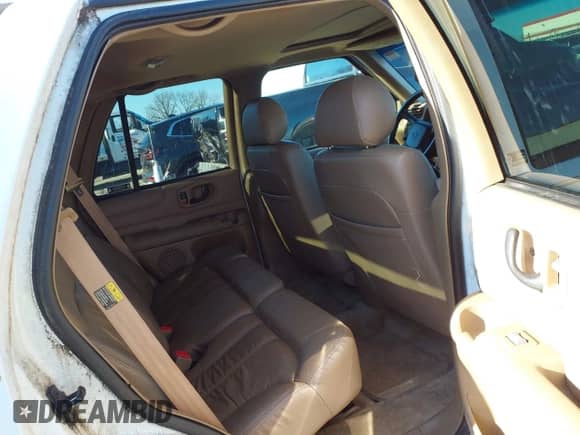 2002 Chevrolet Blazer LS with VIN 1GNDT13W32K146843, listed as a IAAI auction lot 41497892 with 121,882 mi miles and . Bid and sale history available at DreamBid. Image 8.