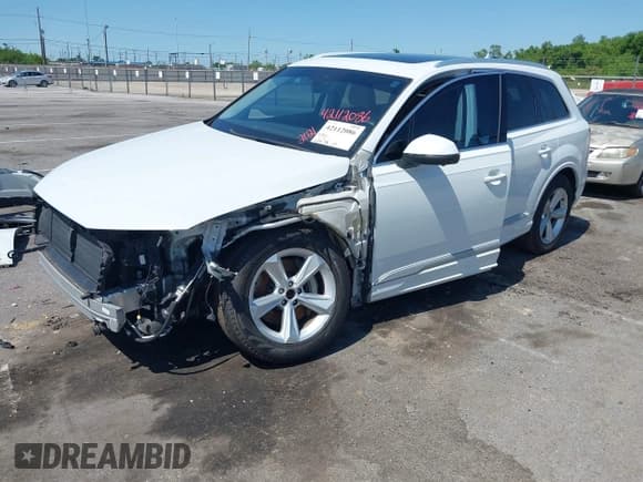 ✅ 2021 Audi Q7 Premium Plus • VIN: WA1LJAF78MD011440 • Lot: 42112086. Listed on IAAI with 48,474 mi. Free auction sales archive from the USA and detailed vehicle history report at DreamBid. Image 2.