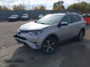 ✅ 2016 Toyota RAV4 XLE • VIN: 2T3RFREV3GW530029 • Lot: 43581002. Wystawiony na IAAI z przebiegiem 95 589 mil. Bezpłatny archiwum sprzedaży aukcyjnych z USA i szczegółowy raport historii pojazdu na DreamBid. Zdjęcie 2.