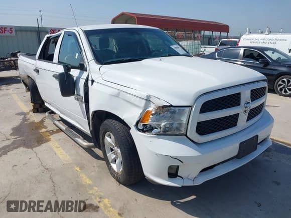 ✅ 2016 Ram 1500 Express • VIN: 1C6RR6KGXGS339686 • Lot: 42213601. Wystawiony na IAAI z przebiegiem 136 256 mil. Bezpłatny archiwum sprzedaży aukcyjnych z USA i szczegółowy raport historii pojazdu na DreamBid. Zdjęcie 1.