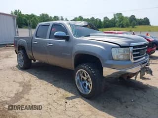 ✅ 2013 GMC Sierra 1500 SLE • VIN: 3GTP2VE73DG349604 • Лот: 42354665. Опубликован ранее на IAAI с пробегом 207 954 миль. Бесплатный доступ к архиву аукционных продаж из США и подробный отчёт об истории автомобиля на DreamBid. Изображение 1.