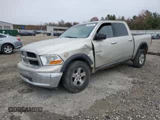 2009 Dodge 1500 SLT с VIN 1D3HB13T19J527634, выставлен на аукционе Copart как лот 82852264 с пробегом 284 069 миль миль и Списание • Salvage title. История ставок и продаж доступна на DreamBid. Изображение 1.